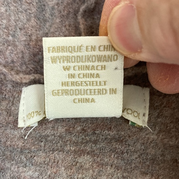 St. Tropez Womens Extra Fine Merino Wool Vest Size L Beige Taupe Long Line - Picture 4 of 9